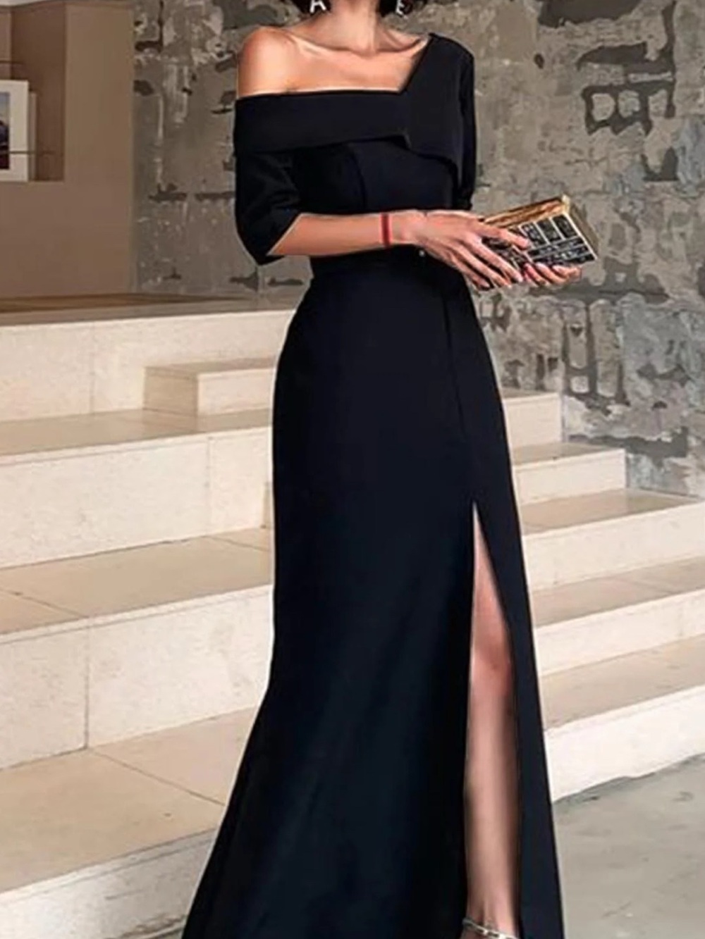 STYLEWE Black One-Shoulder Evening Gown with Thigh Slit